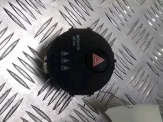 Bouton De Warning - TOYOTA YARIS 3 PHASE 3 - 40200010138728