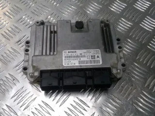 Calculateur Moteur - CITROEN C3 PICASSO PHASE 1 - 13210501140710