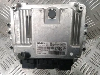 Calculateur Moteur - PEUGEOT PARTNER 2 PHASE 1 - 13210501116304