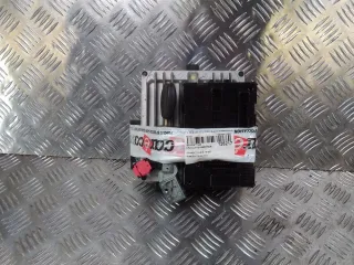 Calculateur Moteur - RENAULT CLIO 3 PHASE 2 - 13210501126217