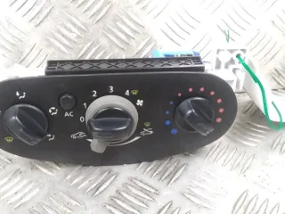 Commande De Chauffage - DACIA SANDERO 1 - 40200301130640