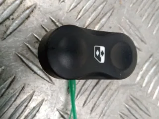 Commande lève-glace avant droit - DACIA LOGAN 1 PHASE 2 - 52710801135327