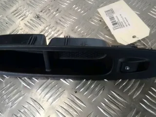 Commande lève-glace avant droit - FIAT PUNTO 3 - 52710801138263