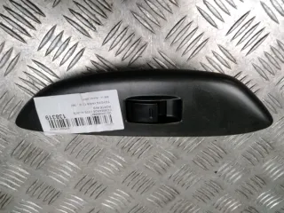 Commande lève-glace avant droit - TOYOTA YARIS 1 PHASE 1 - 52710801138319