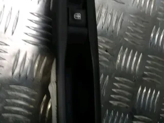 Commande Leve-Glace de Porte Arrière Droit - RENAULT LAGUNA 3 PHASE 1 - 52720301139409
