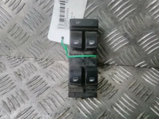 Commande lève-glace porte avant gauche - AUDI A3 1 8L PHASE 2 - 52714201132003
