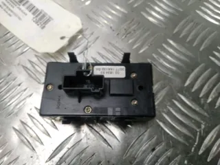 Commande lève-glace porte avant gauche - FORD MONDEO 2 - 52714201139218