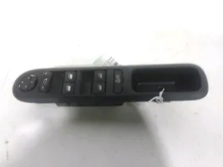 Commande lève-glace porte avant gauche - PEUGEOT 3008 1 PHASE 1 - 52714201155843