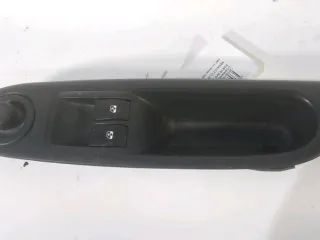 Commande lève-glace porte avant gauche - RENAULT CLIO 2 CAMPUS PHASE 1 - 52714201152078