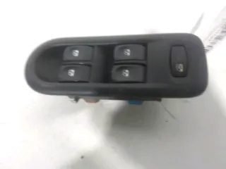 Commande lève-glace porte avant gauche - RENAULT CLIO 3 ESTATE PHASE 2 - 52714201154491