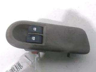 Commande lève-glace porte avant gauche - RENAULT CLIO 3 PHASE 1 - 52714201155747