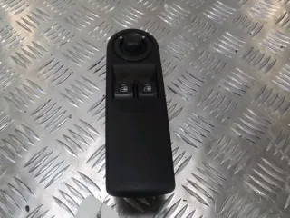 Commande lève-glace porte avant gauche - RENAULT CLIO 4 PHASE 1 - 52714201140518