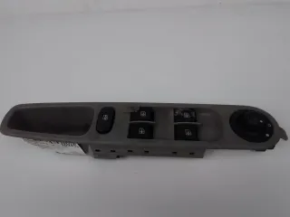 Commande lève-glace porte avant gauche - RENAULT ZOE Phase 1 - 52714201109438