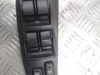Commande lève-glace porte avant gauche - TOYOTA AVENSIS 2 BREAK PHASE 1 - 52714201126567