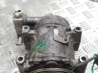 Compresseur de climatisation - FORD FIESTA 5 PHASE 1 - 19310101122806