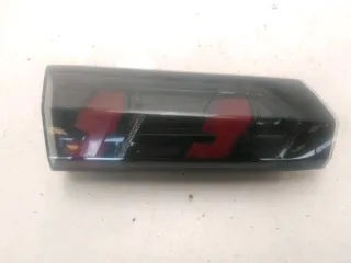 Feu arrière de hayon gauche - PEUGEOT 2008 2 PHASE 1 - 80900701155470