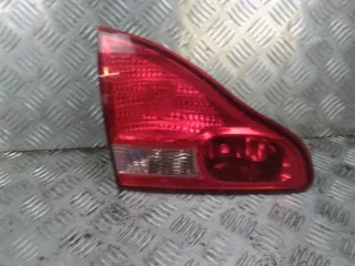Feu arrière de hayon gauche - TOYOTA AVENSIS VERSO PHASE 1 - 80900701130392