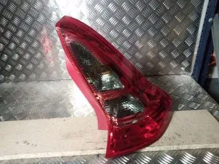 Feu arrière droit - CITROEN C4 1 PHASE 1 - 80900801127366