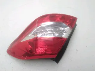 Feu arrière droit - CITROEN C4 2 PHASE 1 - 80900801155512