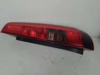 Feu arrière droit - FORD FIESTA 5 PHASE 1 - 80900801122977