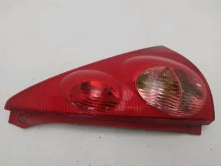 Feu arrière droit - PEUGEOT 107 PHASE 2 - 80900801151862