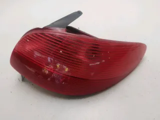 Feu arrière droit - PEUGEOT 206 PHASE 1 - 80900801152172