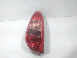 Feu arrière droit - PEUGEOT 807 - 80900801156557