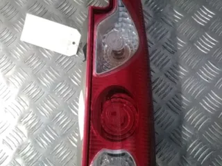 Feu arrière droit - RENAULT KANGOO 2 PHASE 1 - 80900801135468