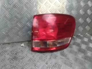 Feu arrière droit - TOYOTA AVENSIS VERSO PHASE 1 - 80900801130392