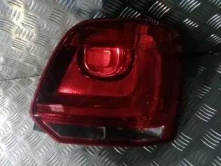 Feu arrière droit - VOLKSWAGEN POLO 5 PHASE 1 - 80900801127891