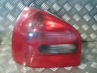 Feu arrière gauche - AUDI A3 1 8L PHASE 1 - 80900901134248