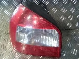 Feu arrière gauche - AUDI A3 1 8L PHASE 2 - 80900901140660