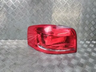 Feu arrière gauche - AUDI A3 2 8P PHASE 2 - 80900901136817