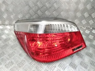 Feu arrière gauche - BMW SERIE 5 5 E60 PHASE 1 - 80900901136975