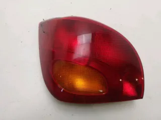 Feu arrière gauche - FORD FIESTA 4 PHASE 2 - 80900901152810