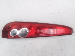 Feu arrière gauche - FORD FIESTA 5 PHASE 2 - 80900901124555