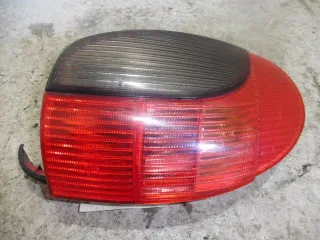Feu arrière gauche - PEUGEOT 306 - 8090090110089555