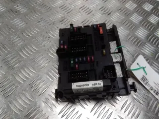 Platine fusible avant / Boitier de servitude / BSM - PEUGEOT 206 PHASE 2 - 16530203126436