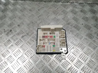 Platine fusible avant / Boitier de servitude / BSM - RENAULT KANGOO 1 PHASE 2 - 16530203135430