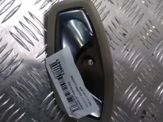 Poignée intérieure de porte avant droite - RENAULT MEGANE 3 COUPE PHASE 1 - 52712701138647