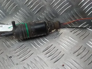 Pompe de lave-glace avant - AUDI A4 1 8D PHASE 1 - 81310201126519