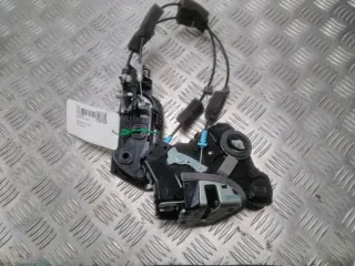 Serrure de porte avant droite - HONDA CIVIC 8 PHASE 1 - 52713701132700