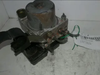 Unite Hydraulique Abs - TOYOTA YARIS 1 PHASE 1 - 33330401109284