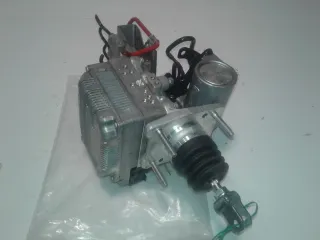 Unite Hydraulique Abs - TOYOTA YARIS 3 PHASE 3 - 33330401117046